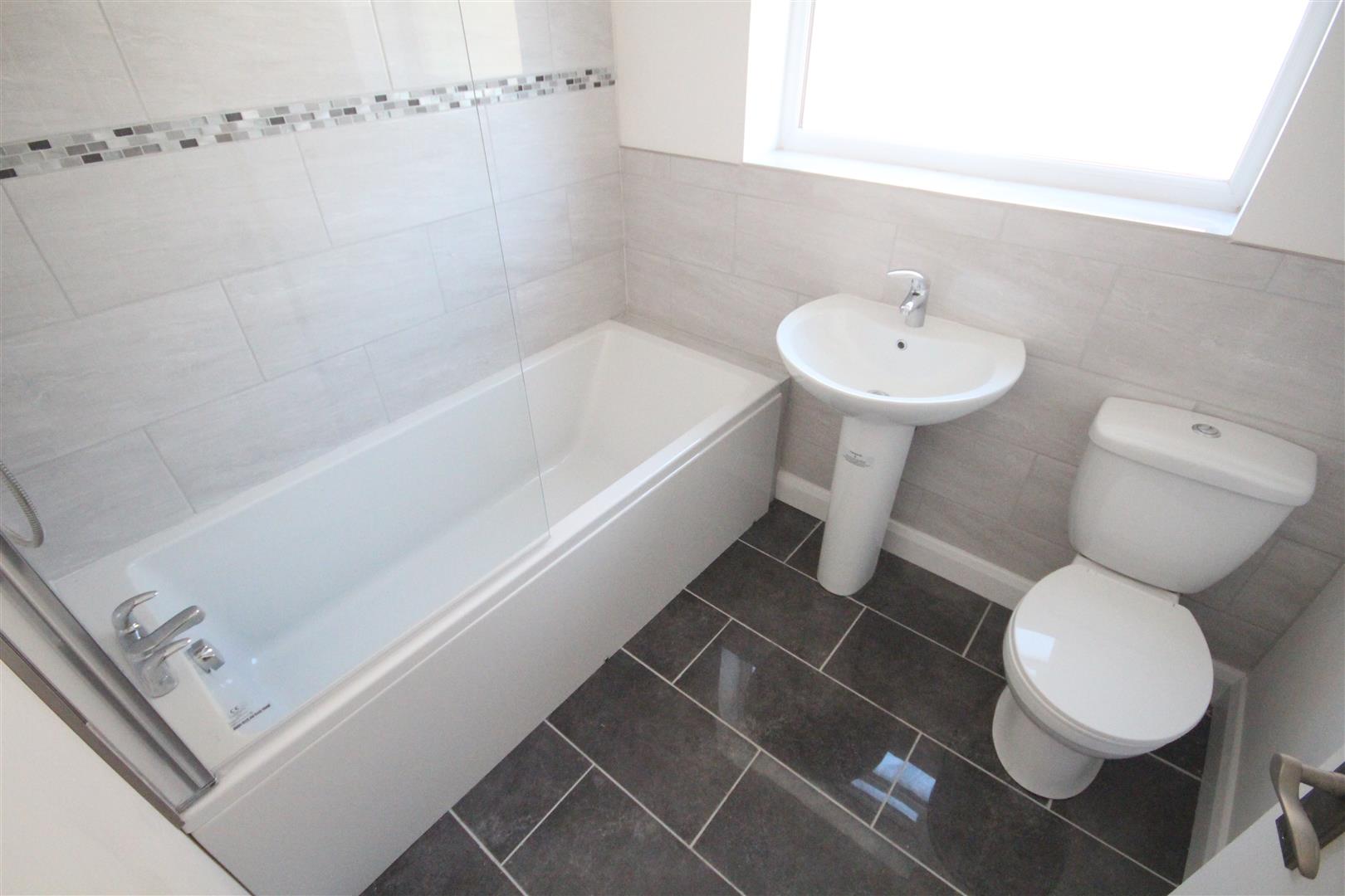 2 bedroom semi detached bungalow To Let in Sabden - IMG_8050.jpg
